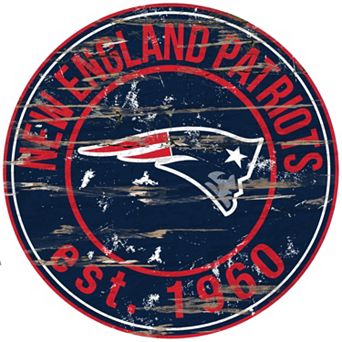 New England Patriots Distressed 24" x 24" Round Wall Art
