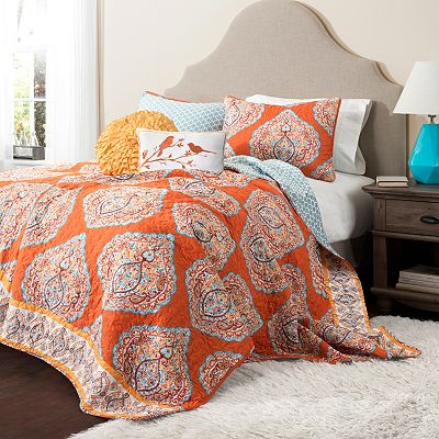 Lush good Decor reversible Quilt set Queen