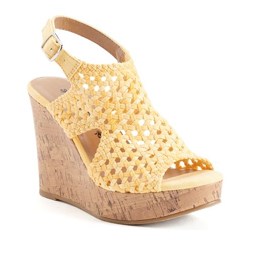 mudd wedge sandals