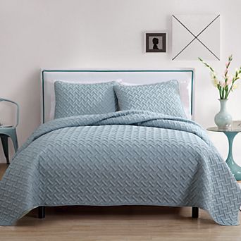 VCNY Home Nina Quilt Set