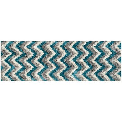 Safavieh Kids Jagged Edge Chevron Shag Rug
