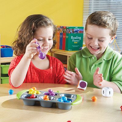 L Apprendimento Della Matematica, Numeri - Scegliere Di Più, Meno O Uguale A Attivita Per I Bambini Foglio Di Lavoro Per I Bambini Contare Il Numero Di Elementi D Estate E Scrivere Il Risultato Rwyxwc