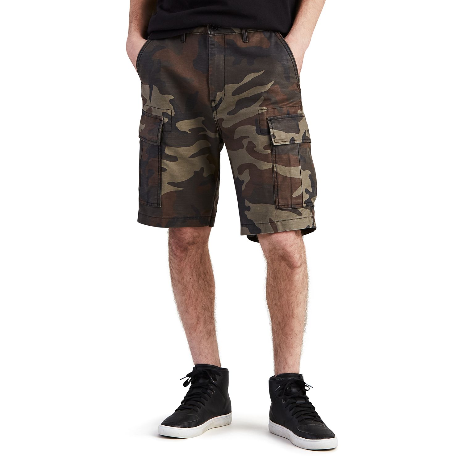 black levi cargo shorts