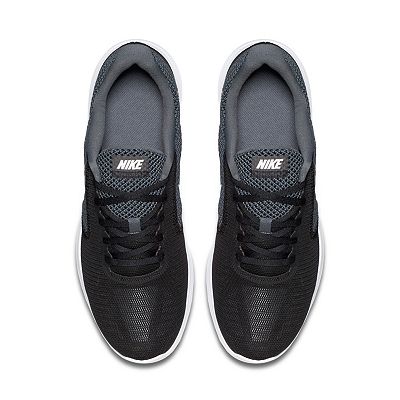 Nike revolution 3 black and white best sale