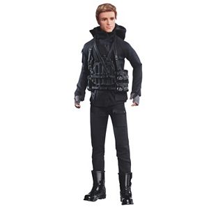 Barbie The Hunger Games: Mockingjay Part 2 Peeta Mellark Doll