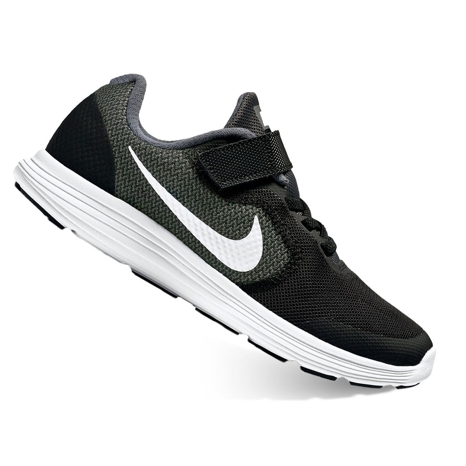 nike revolution 3 youth