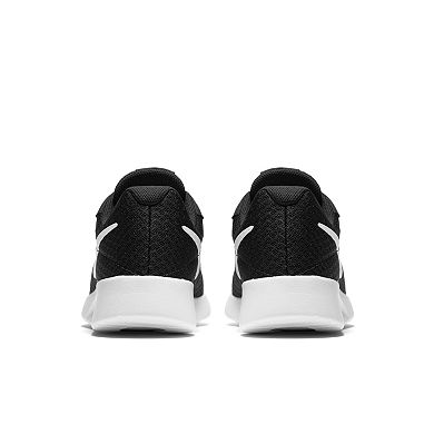 Nike Tanjun Women's Sneakers