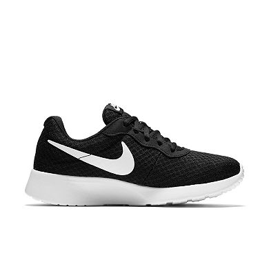 Nike Tanjun Women's Sneakers