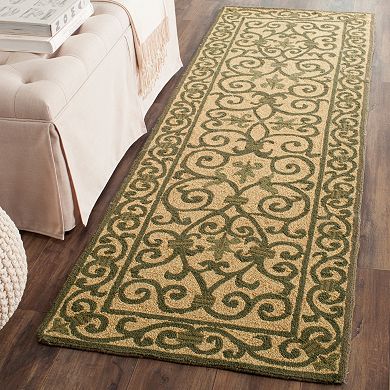 Safavieh Chelsea Scroll Hand Hooked Wool Rug