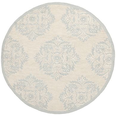 Safavieh Chelsea Damask Framed Wool Rug