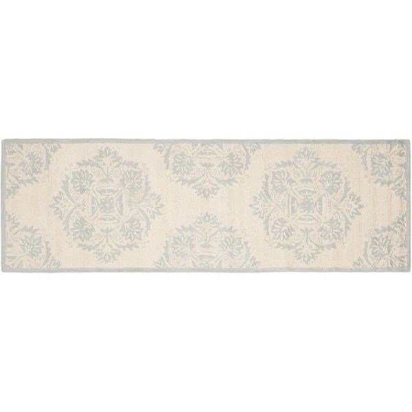 Safavieh Chelsea Damask Framed Wool Rug