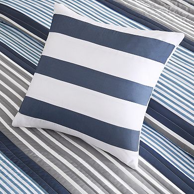 Intelligent Design Matteo Quilt Set with Shams and Decorative Pillows