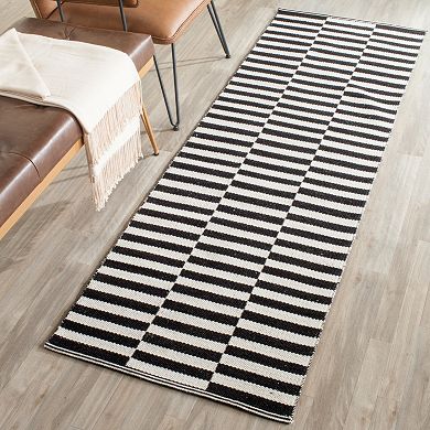 Safavieh Montauk Willow Handcrafted Flatweave Geometric Rug