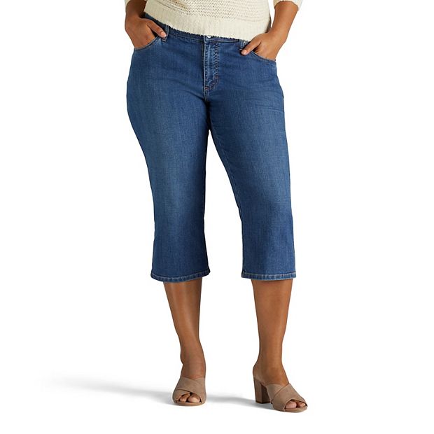 Lee Women's Plus Size Relaxed Fit Denim Capri Jean, Soar, 16 Plus