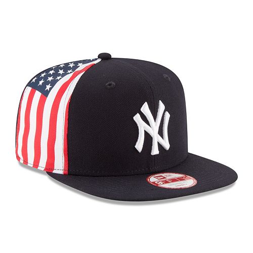 How To Wear A New York Yankees Hat Roblox - 