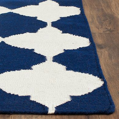 Safavieh Dhurries Bold Quatrefoil Handwoven Flatweave Wool Rug