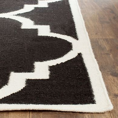 Safavieh Dhurries Tiled Quatrefoil Handwoven Flatweave Wool Rug