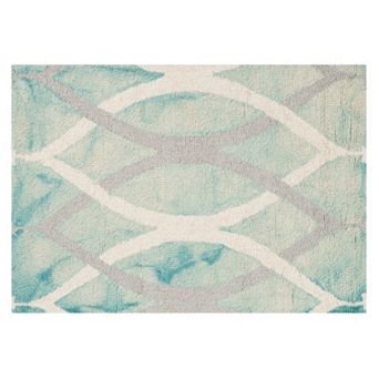 Safavieh Haven Geometric Dip-Dyed Wool Rug