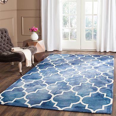 Safavieh Ravi Quatrefoil Dip-Dyed Wool Rug