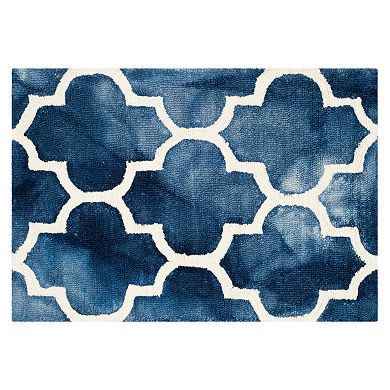 Safavieh Ravi Quatrefoil Dip-Dyed Wool Rug