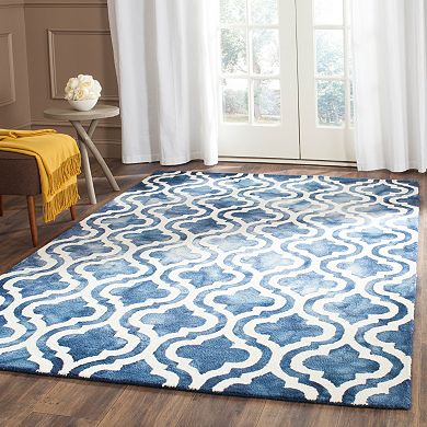 Safavieh Guthrie Quatrefoil Dip-Dyed Wool Rug