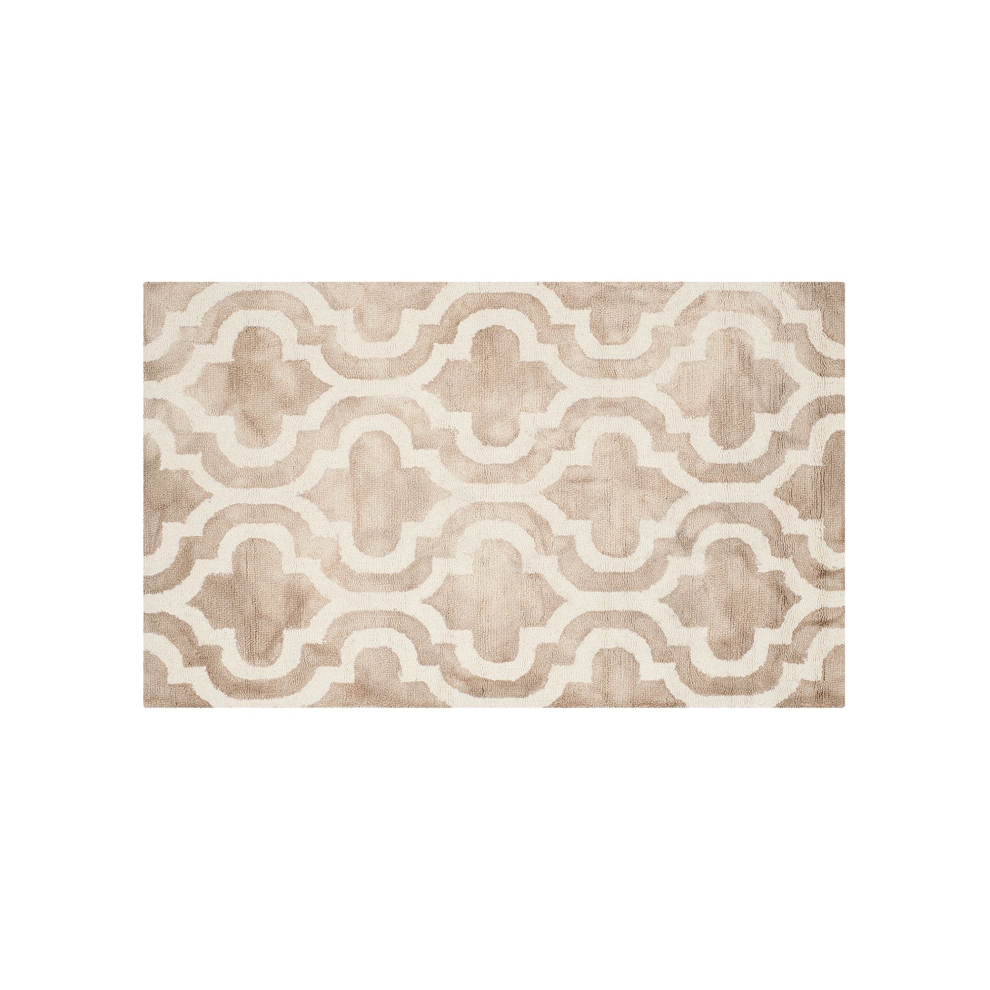 Safavieh Guthrie Quatrefoil Dip-Dyed Wool Rug, Beige Ivory