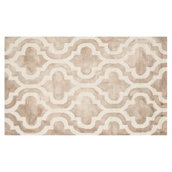Safavieh Guthrie Quatrefoil Dip-Dyed Wool Rug