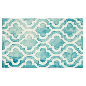 Safavieh Guthrie Quatrefoil Dip-Dyed Wool Rug