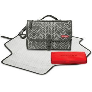 Skip Hop Pronto Diaper Clutch Changing Station