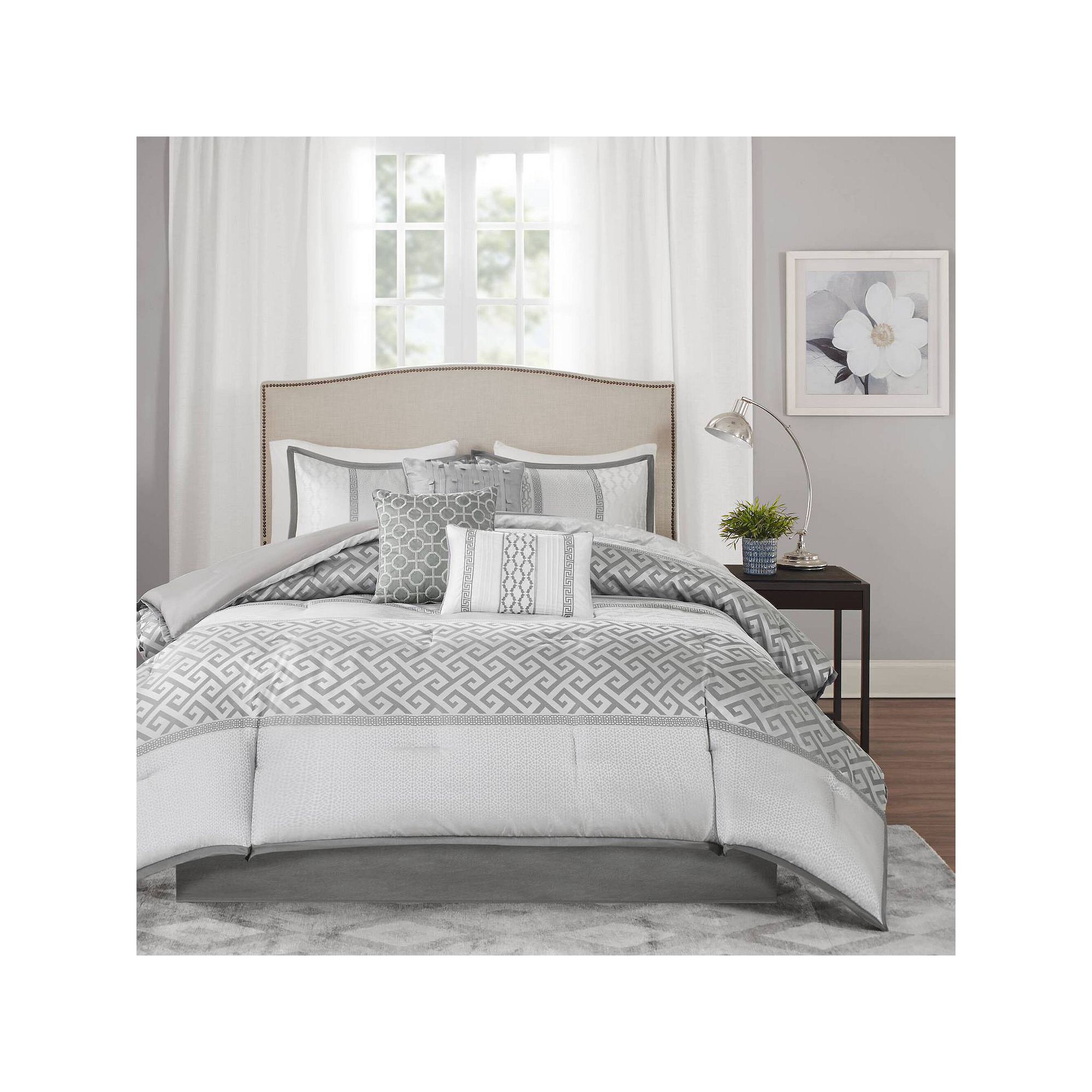 Madison Park Chandler 7-piece Comforter Set with Throw Pillows, Gray
