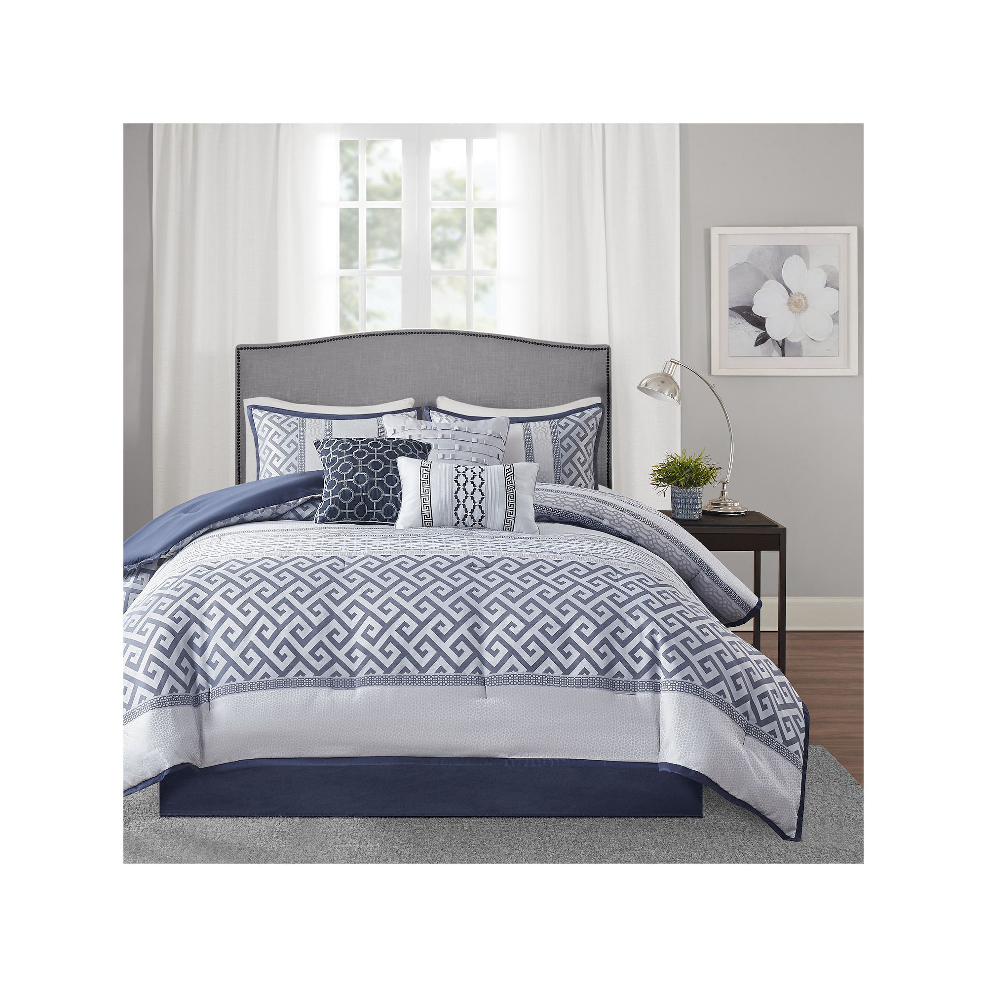 Madison Park Chandler 7-piece Comforter Set with Throw Pillows, Blue