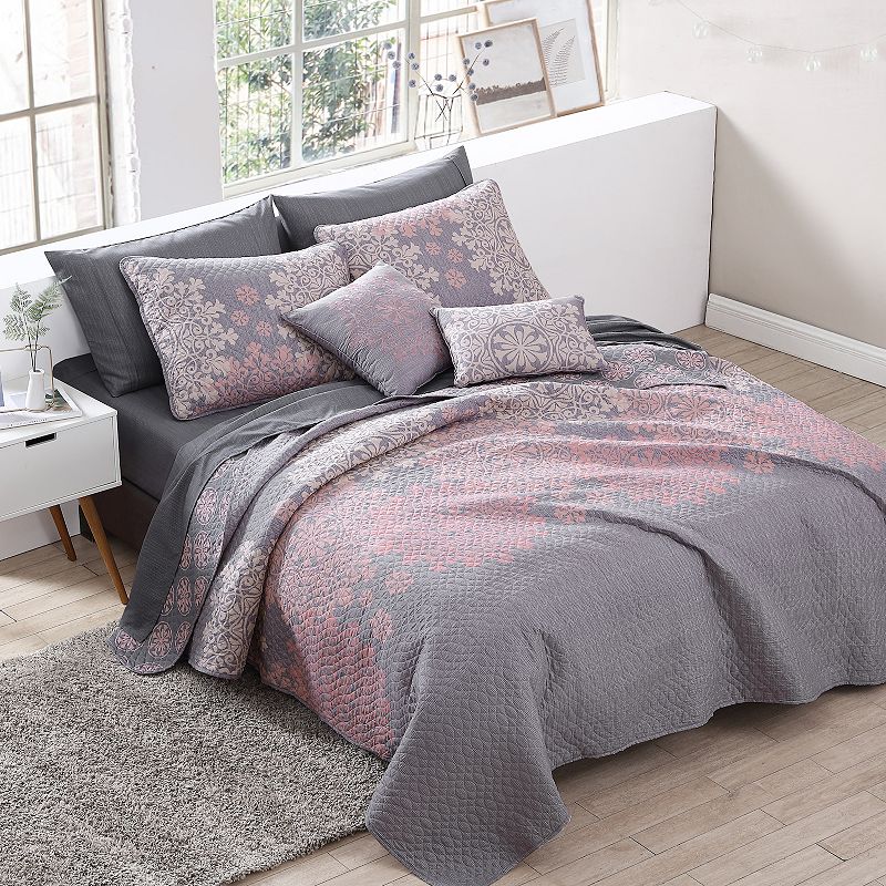 61932162 Avondale Manor Amber Quilt Set with Coordinating T sku 61932162