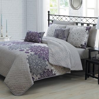 Avondale Manor Amber Quilt Set with Coordinating Throw Pillows