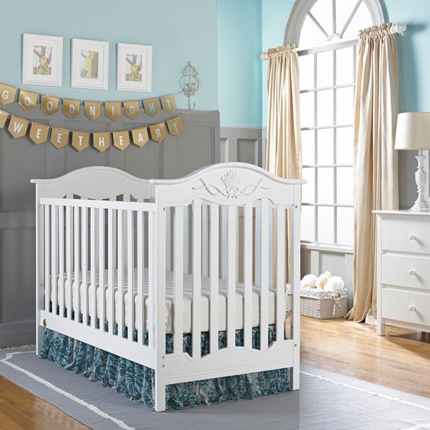 Fisher price charlotte 3 in store 1 crib