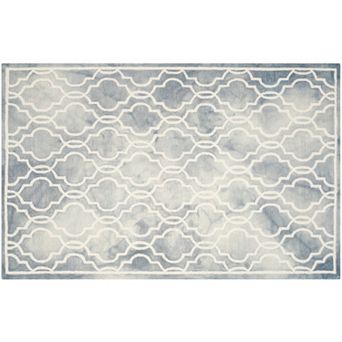 Safavieh Crosby Framed Quatrefoil Dip-Dyed Wool Rug