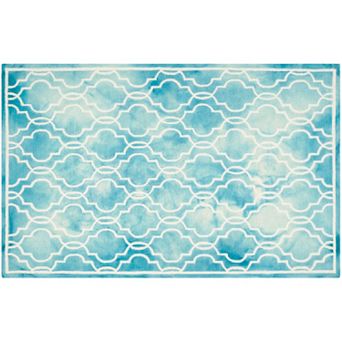 Safavieh Crosby Framed Quatrefoil Dip-Dyed Wool Rug