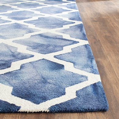 Safavieh Morrison Lattice Dip-Dyed Wool Rug