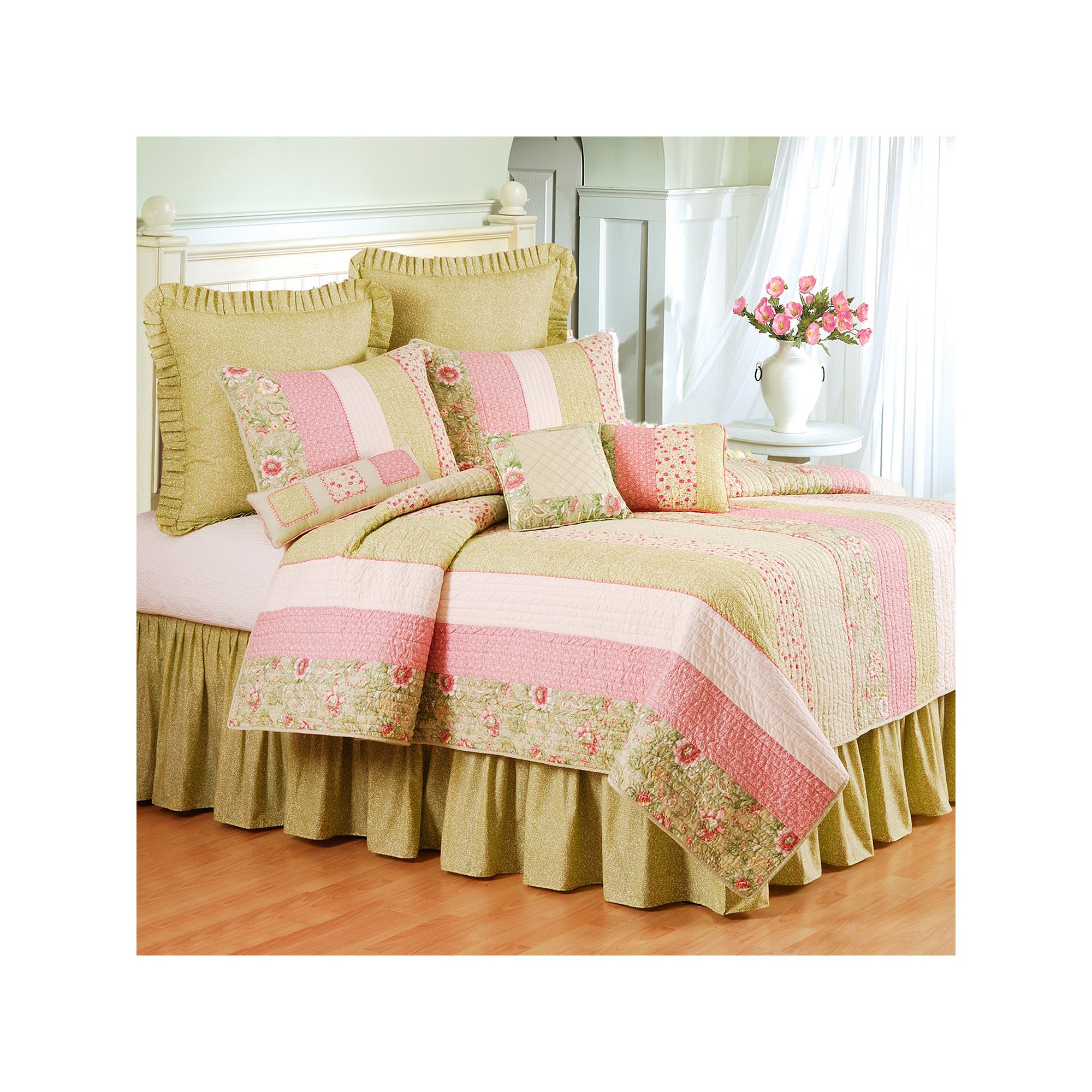 C&F Home Amberly Quilt, Multi