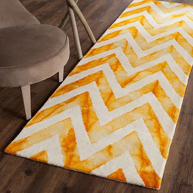 Safavieh Chevron Dip-Dyed Wool Rug