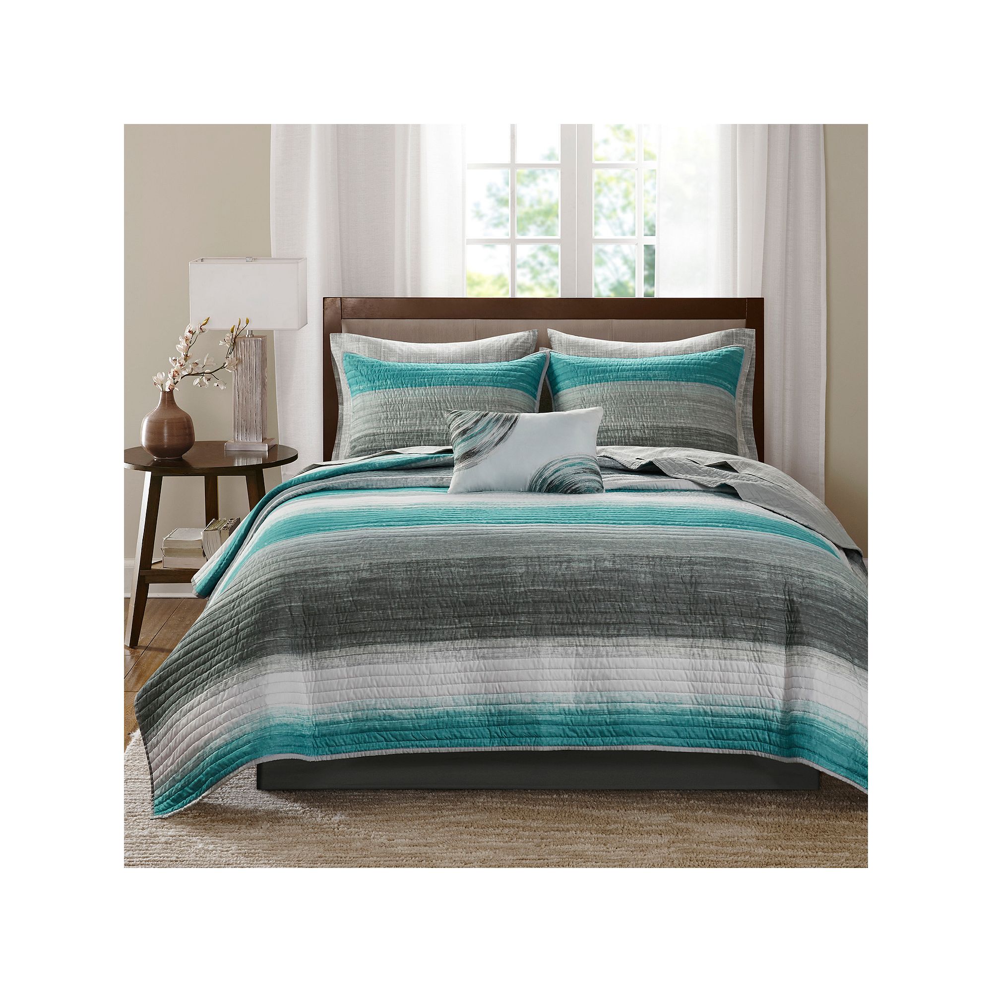Madison Park Essentials Barret Quilt Set with Cotton Sheets and Throw Pillo