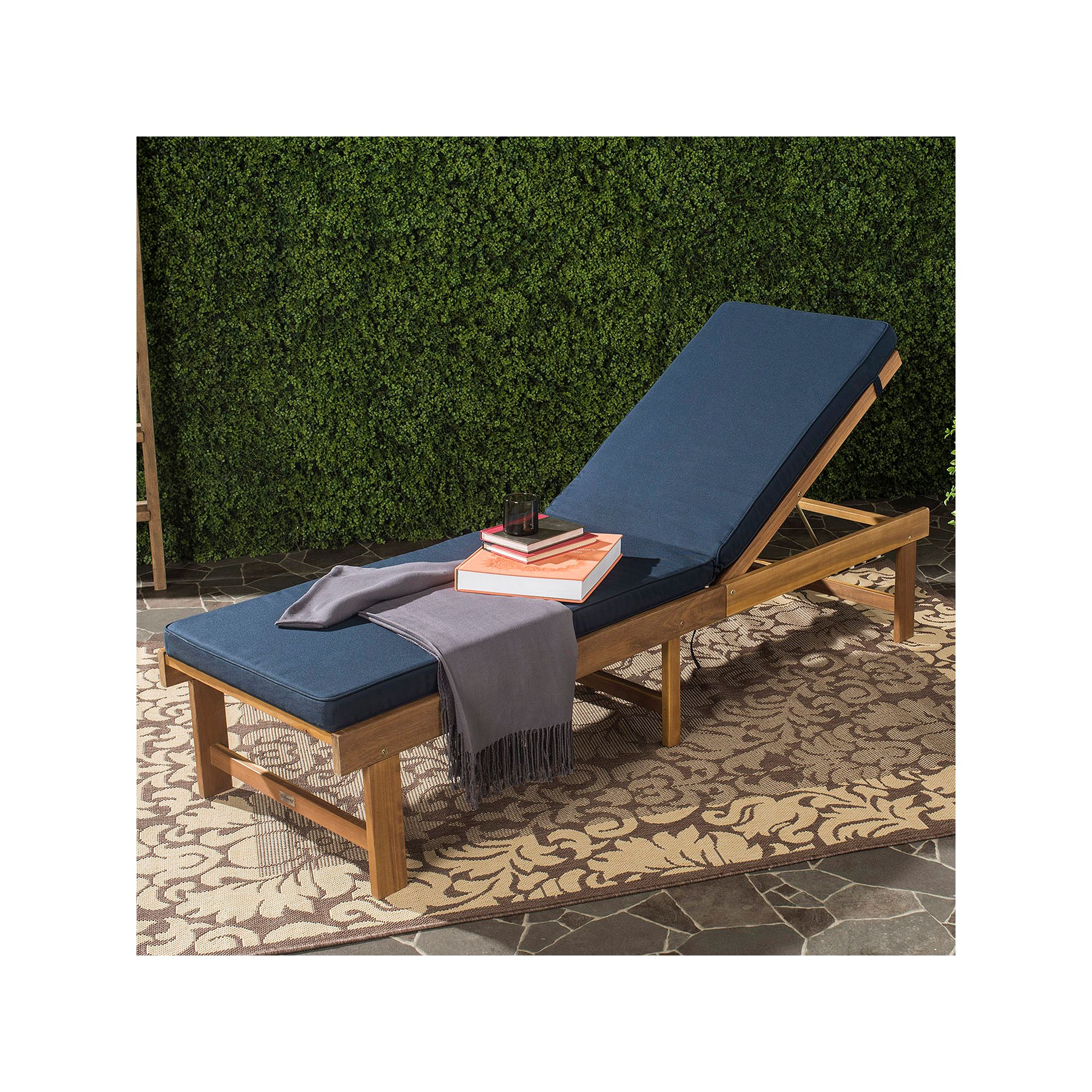 Safavieh Inglewood Patio Lounge Chair, Brown Navy