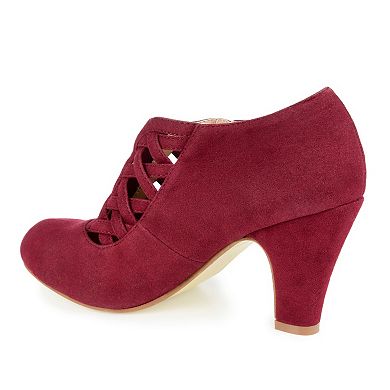 Journee Piper Women's Ankle Pumps