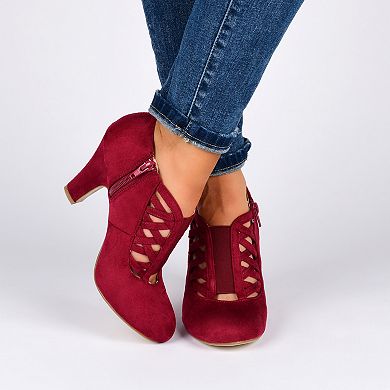 Journee Piper Women's Ankle Pumps