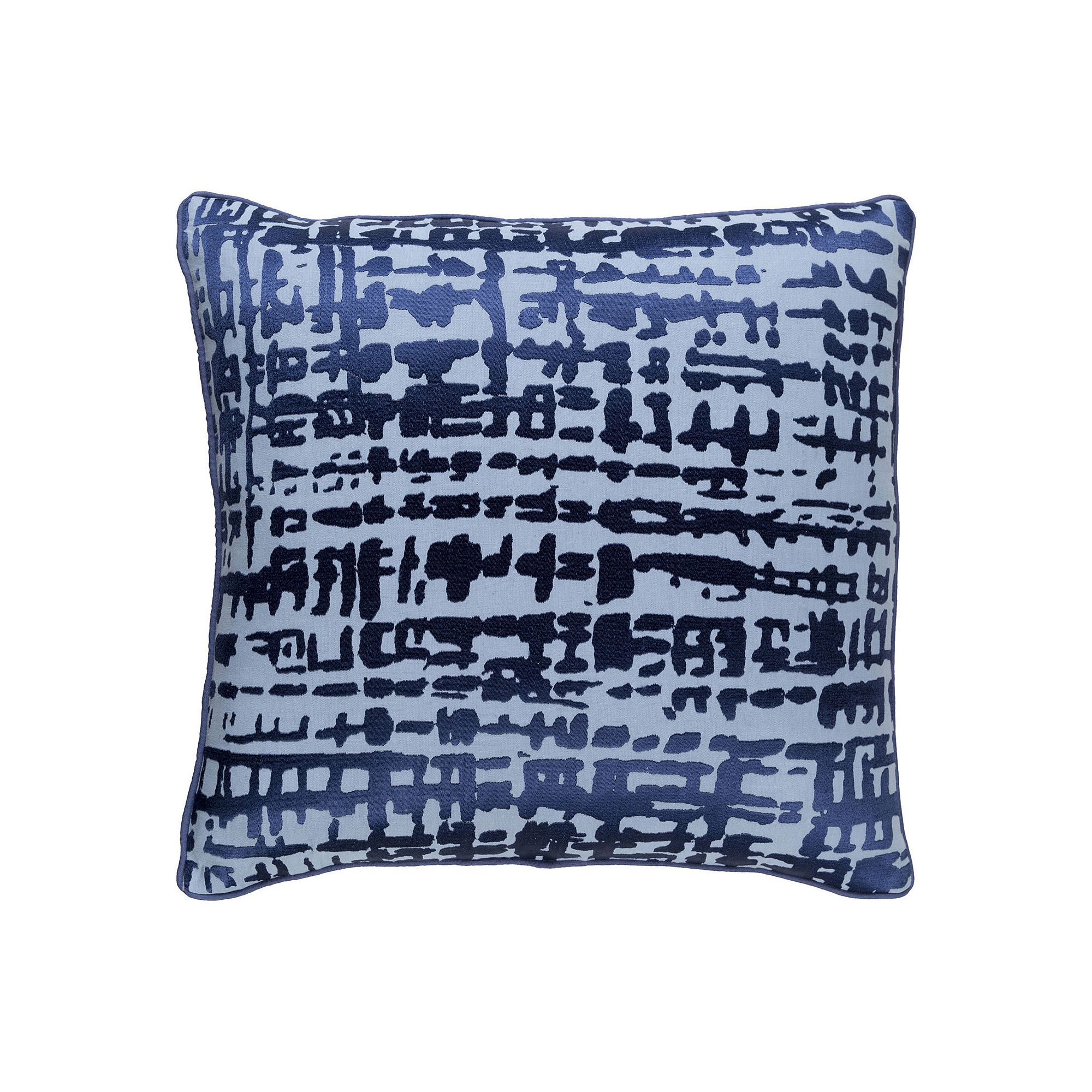 Decor 140 Brandywine Throw Pillow, Blue