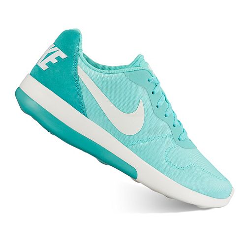 nike md runner 2 women's
