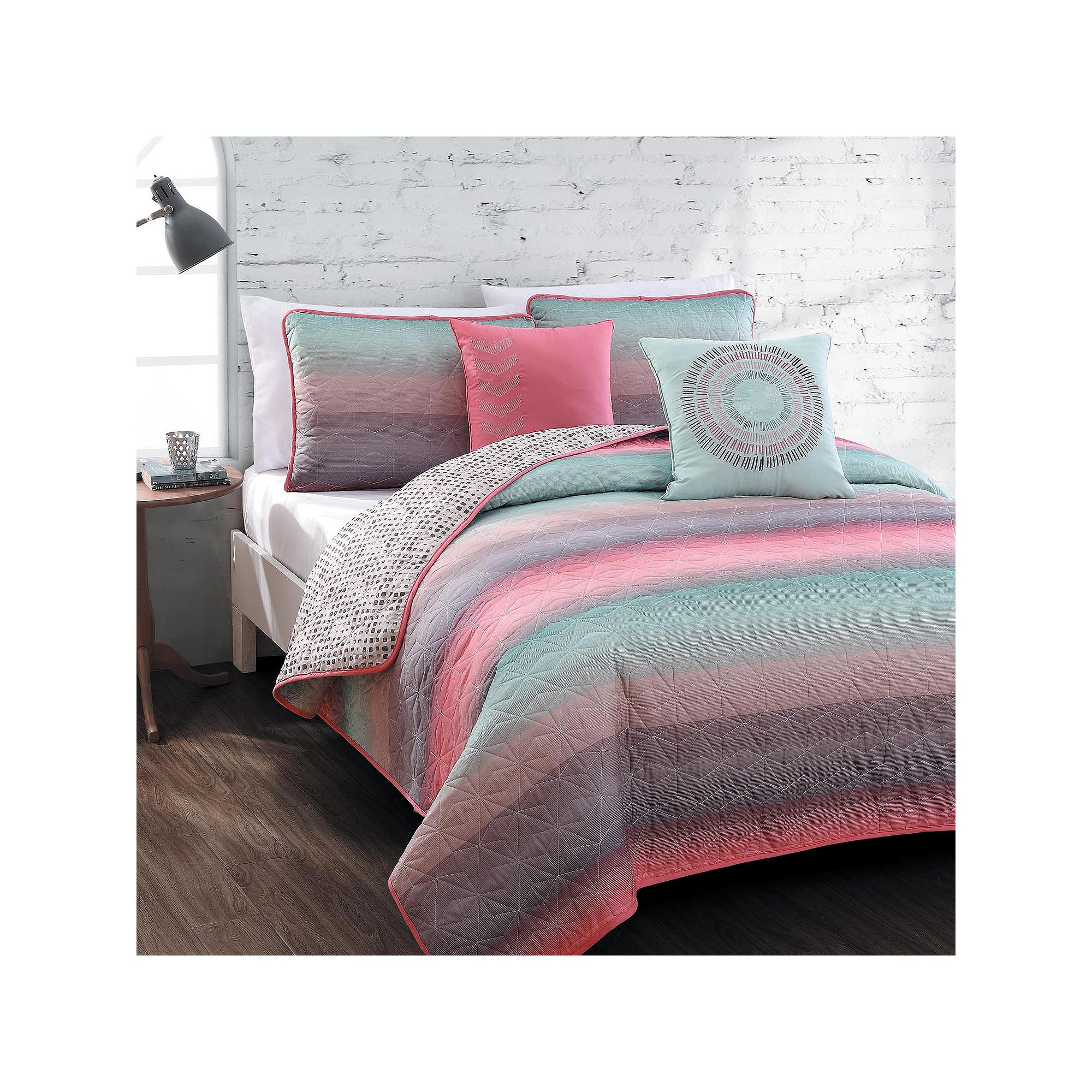 Avondale Manor Cypress Quilt Set with Throw Pillows, Pink Blue