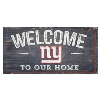 New York Giants Distress Welcome Sign