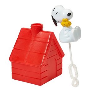 Peanuts 4-pk. Snoopy Dog House Bubbles Set by Little Kids