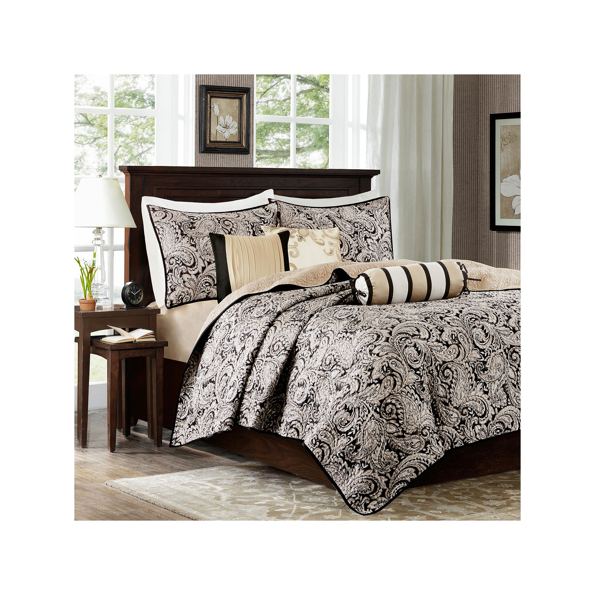 Madison Park Whitman 6-piece Quilt Set with Shams and Throw Pillows, Black