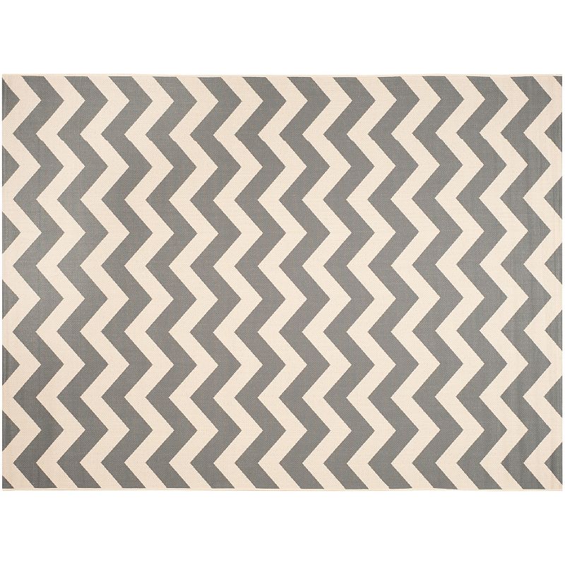 Safavieh Courtyard Zigzag Chevron Indoor Outdoor Rug, Grey, 8Ft Rnd